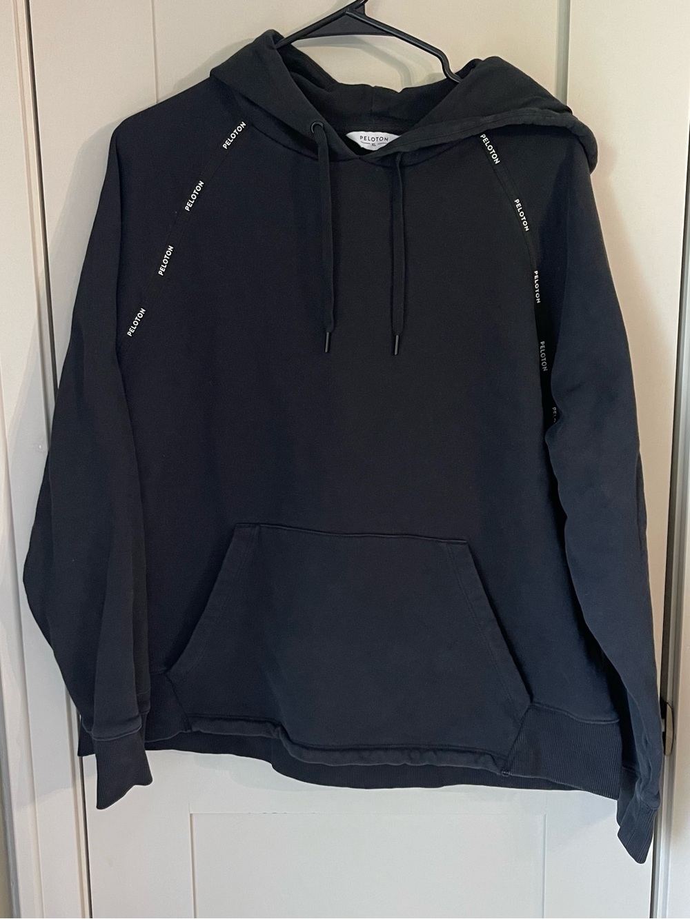 Peloton Womens Black Hoodie Sweatshirt Size XL Active